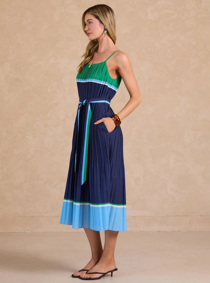 Color Block Pleated Maxi Dress