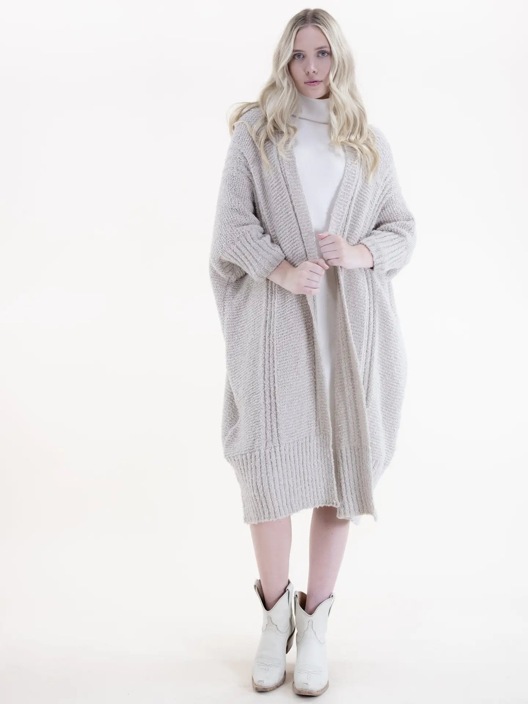 Perl Stitch Duster w/ Details