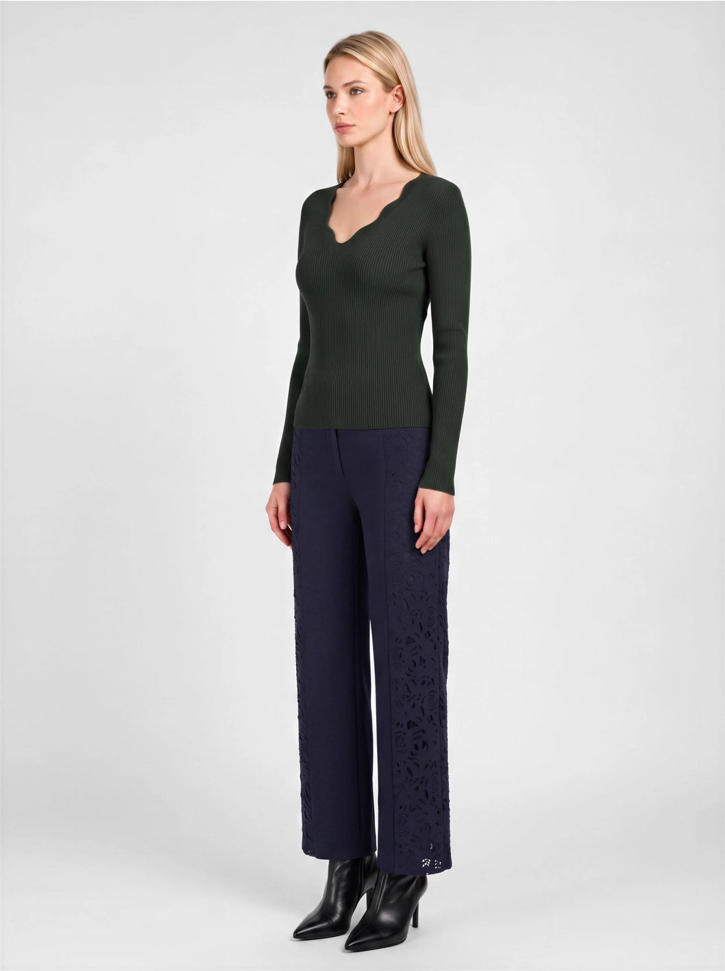 Ribbed Knit Scallop-Neck Top