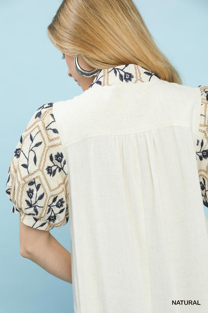 Embroidered Puff Sleeve Short Sleeve Top