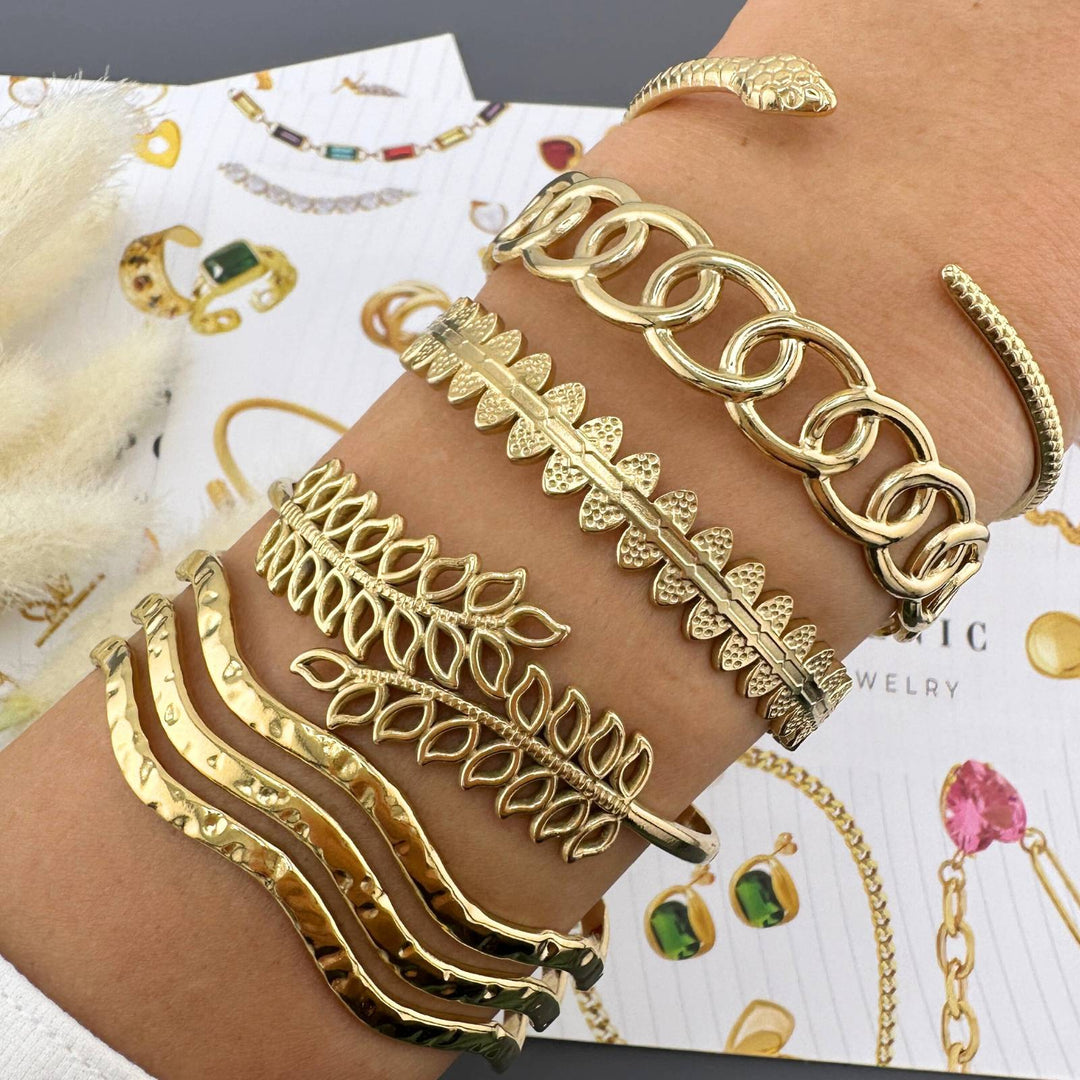 Single Head Serp Bangle