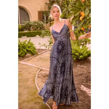 Bandana Pleated Maxi Dress w/ Back Cutout
