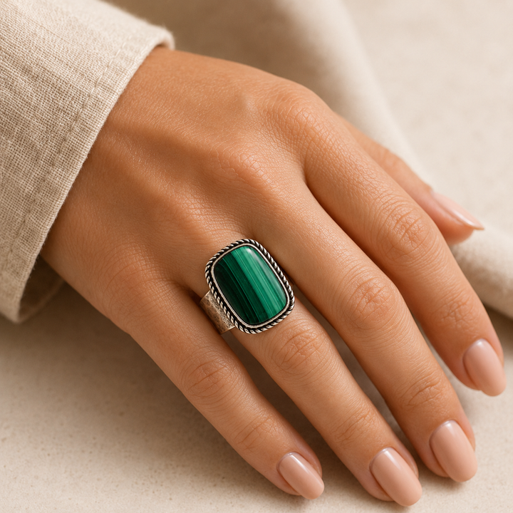 Handcrafted Kashi Semiprecious Stone Ring - Malachite