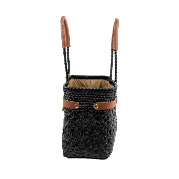 LUZIA Open Basket Medium Braided Solid Black (Leather Cognac)