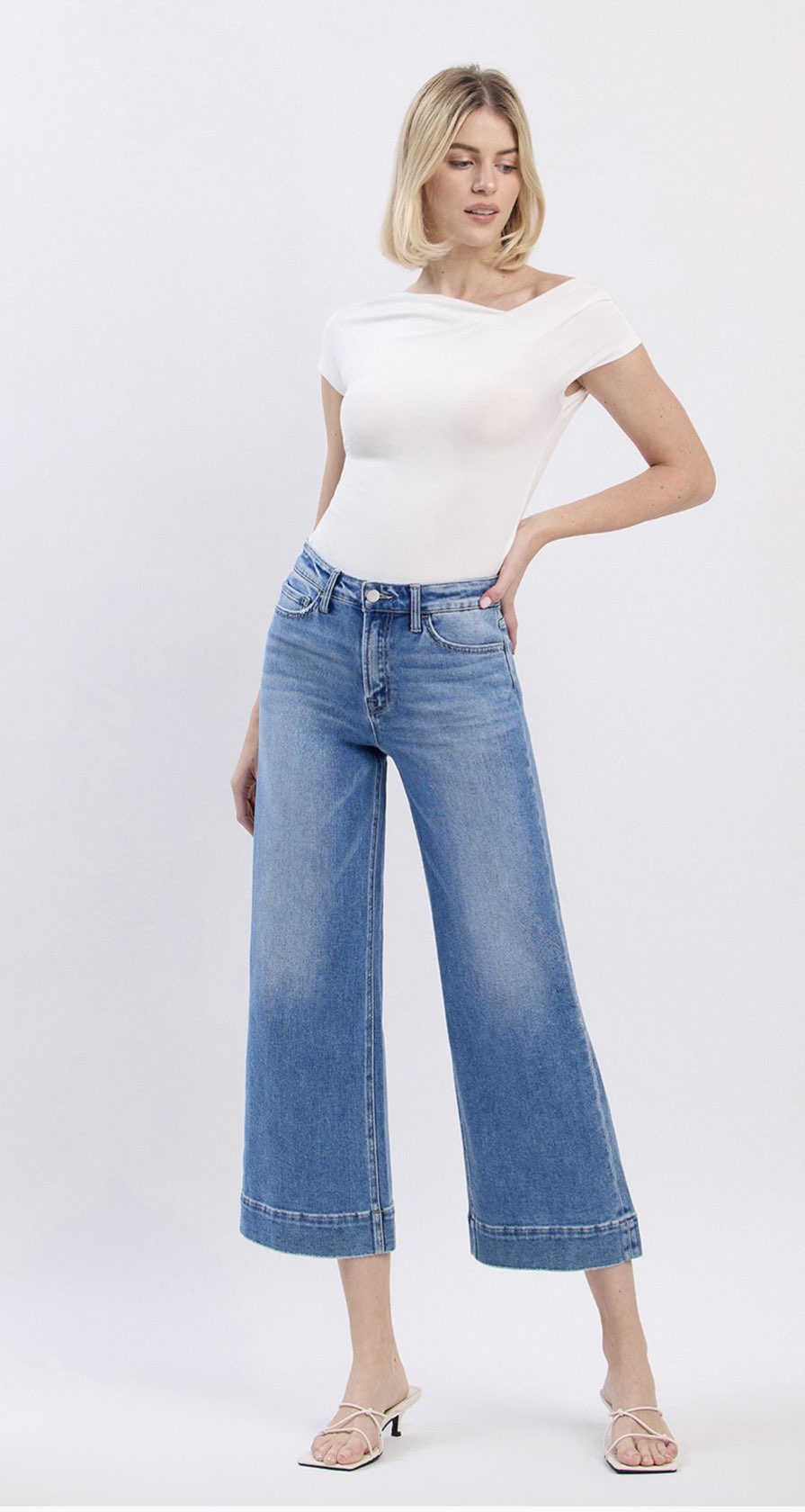 HR Cropped Wide Leg Jeans