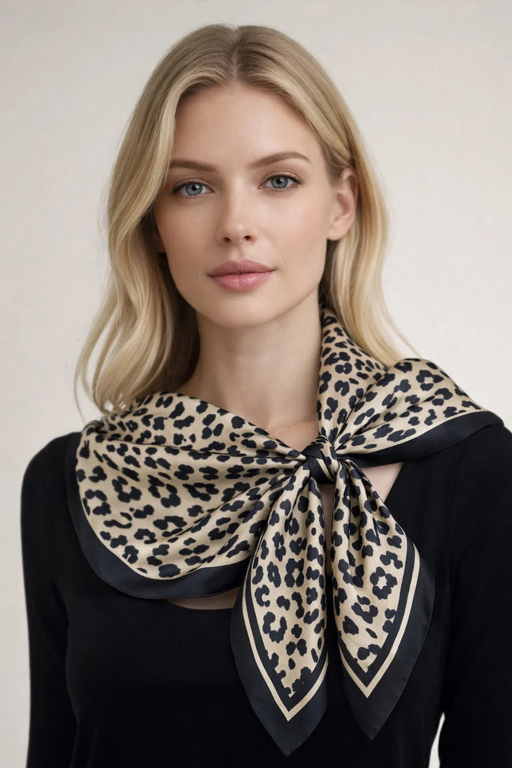 Print Square Scarf - Medium