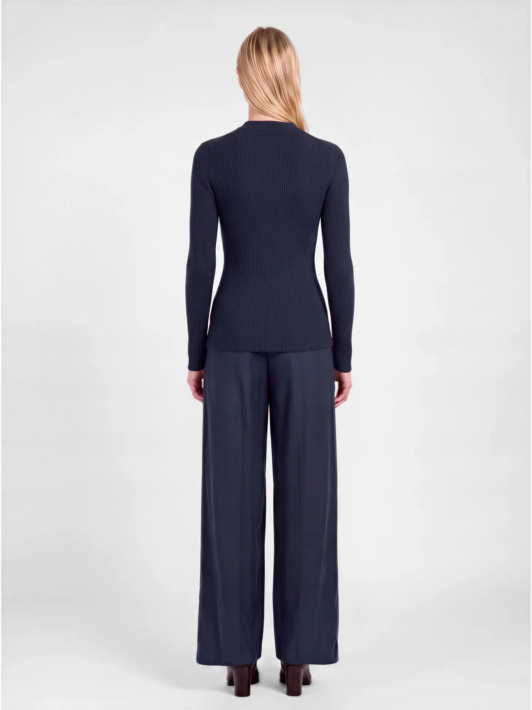 Ribbed Knit Scallop-Neck Top