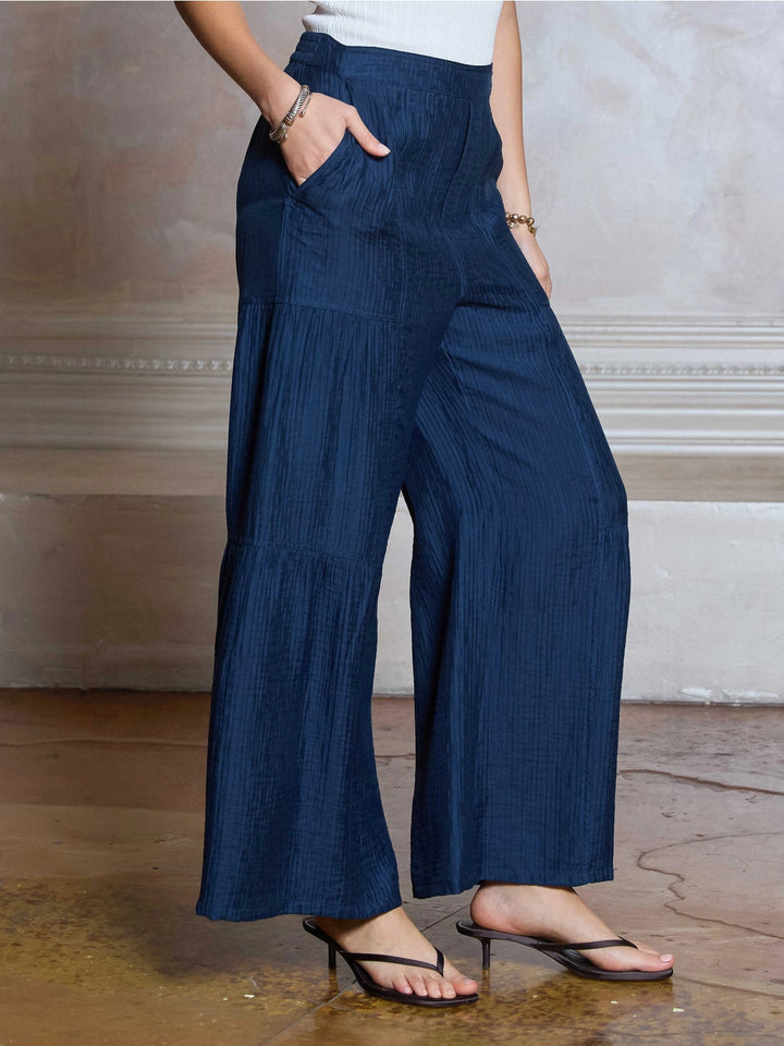 Textured Tiered Wide Leg Pants | Navy
