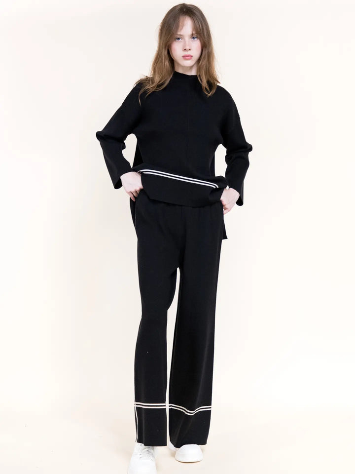 Tonal Lines - Sweater Black