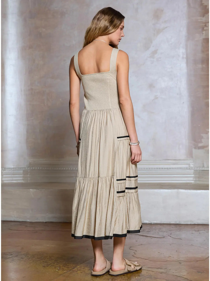 Contrast Detail Tiered Midi Dress
