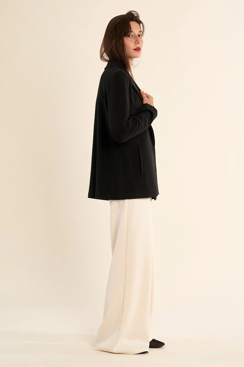 Gabrielle - Paloma Knitted Blazer