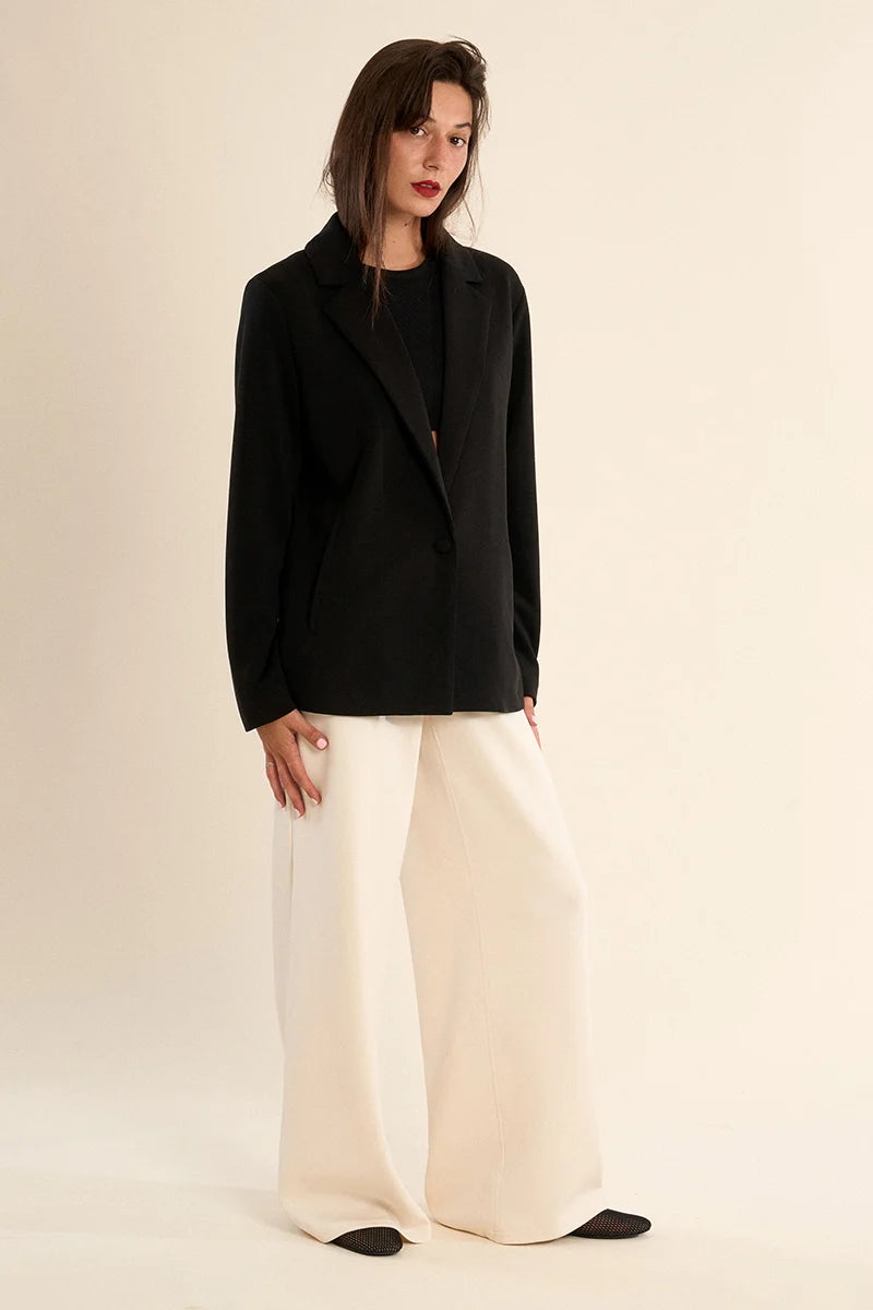 Gabrielle - Paloma Knitted Blazer